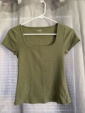Old Navy Olive Green Square Neck Ribbed Short Sleeve Tee